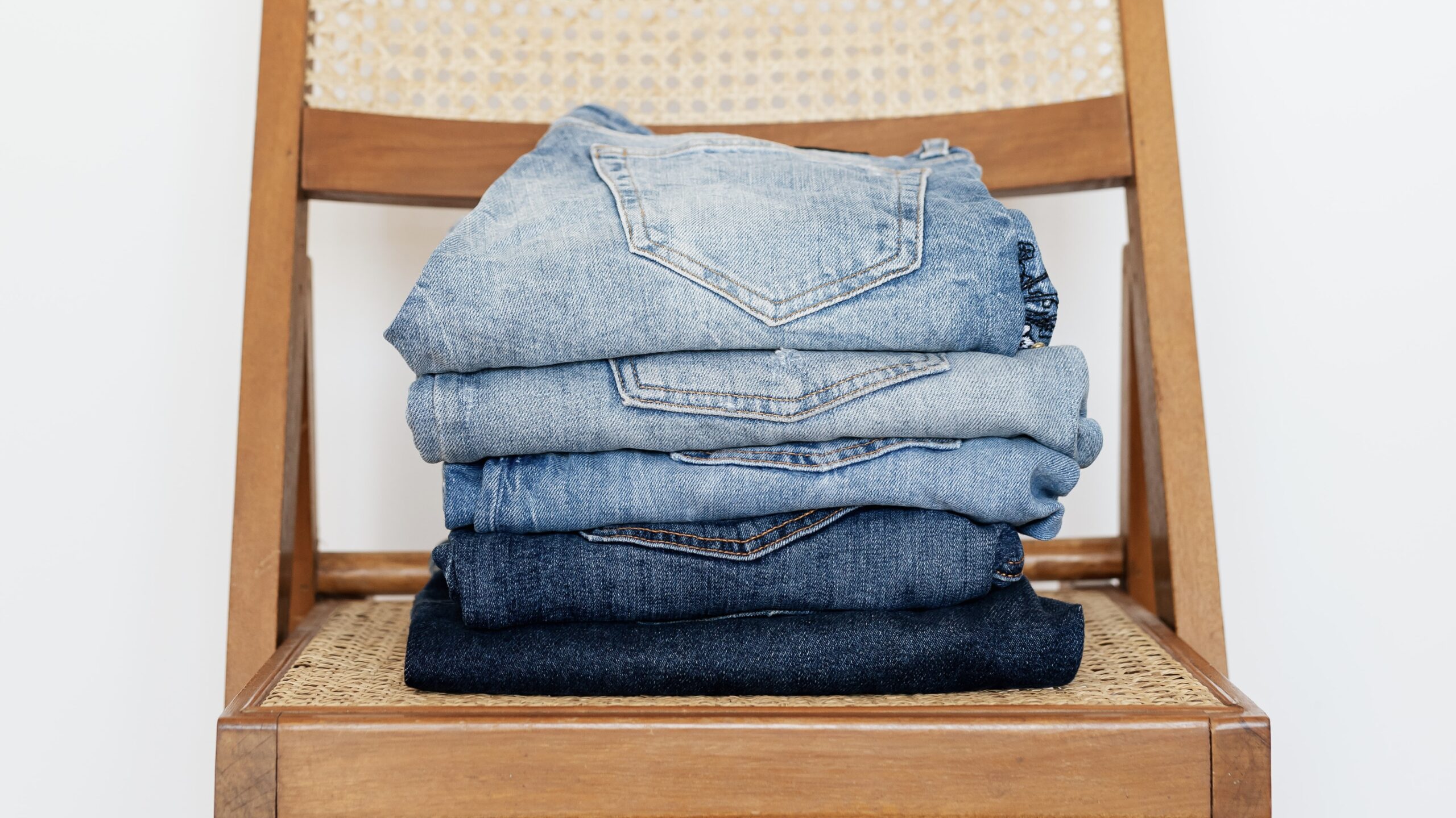 КАКИЕ ДЖИНСЫ МЫ БУДЕМ НОСИТЬ ЭТОЙ ОСЕНЬЮ? - Лучший женский журнал